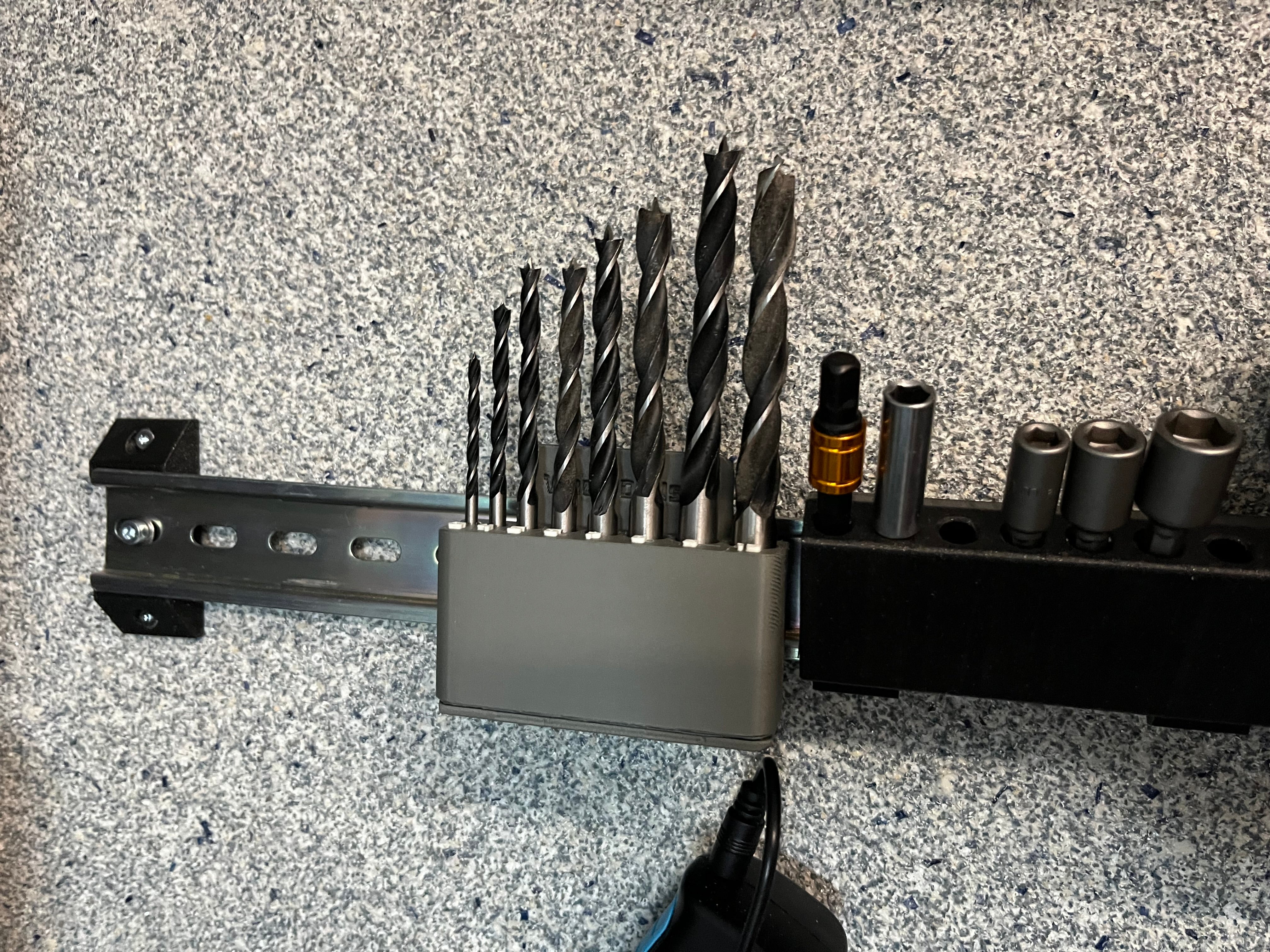 Magneettinen DIN-kisko poranterän pidike (3-10 mm)