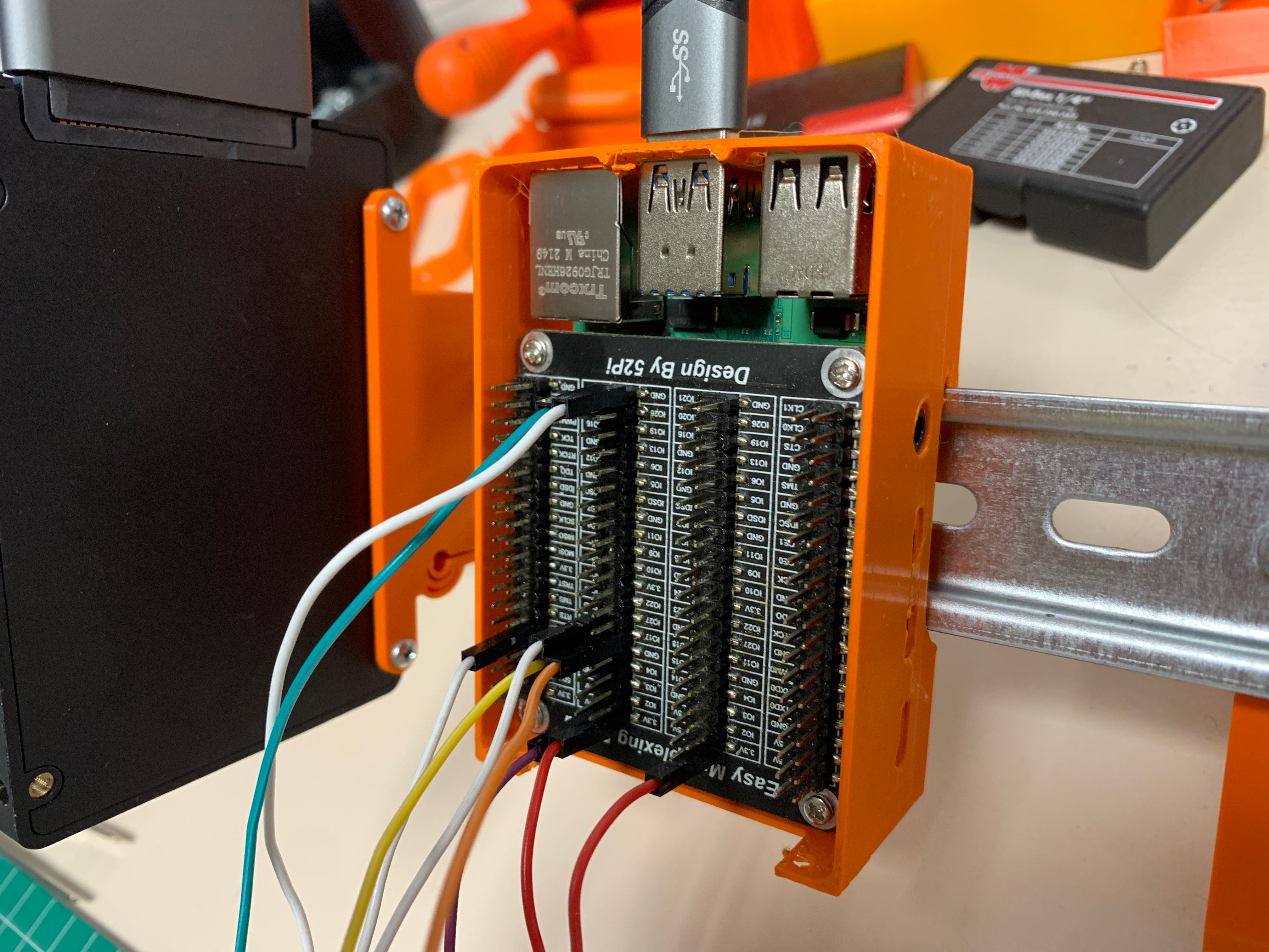 Raspberry Pi 4B DIN-kiskon pidike