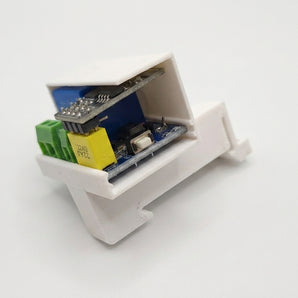 DIN-kisko ESP 01S:lle ja relemoduulille