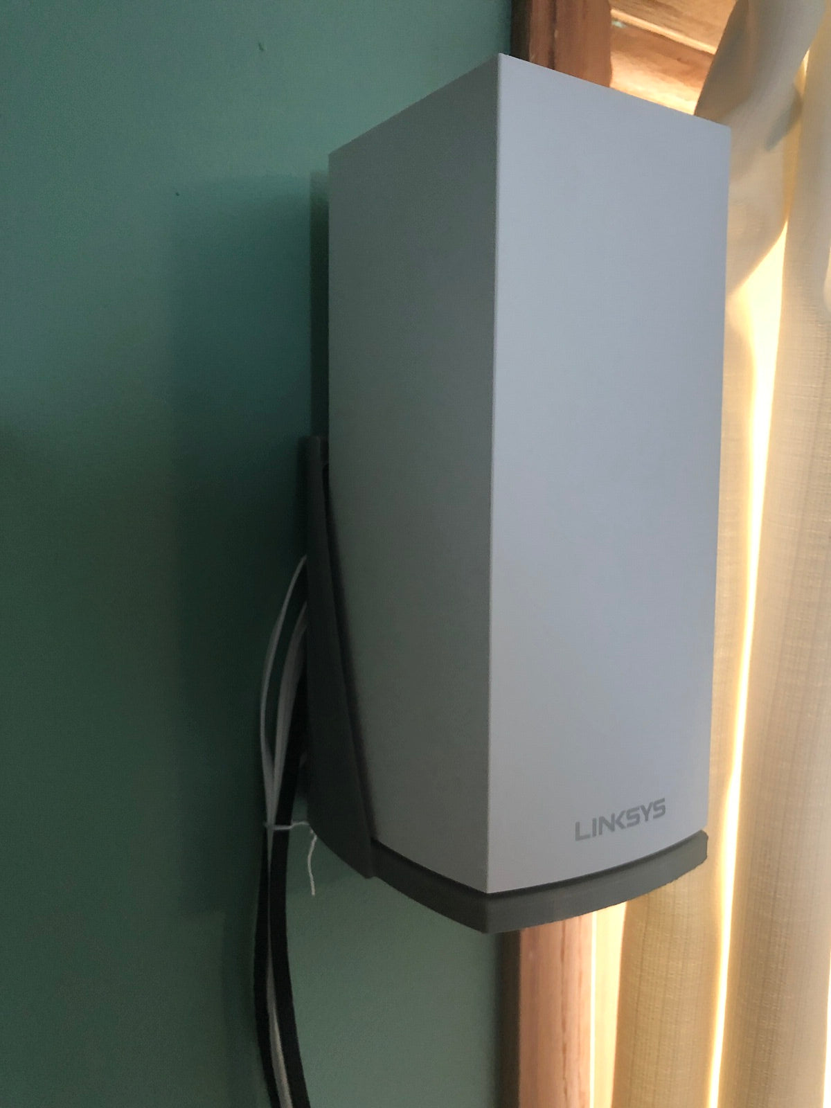 Linksys Velop MX5300 Seinäkiinnitys