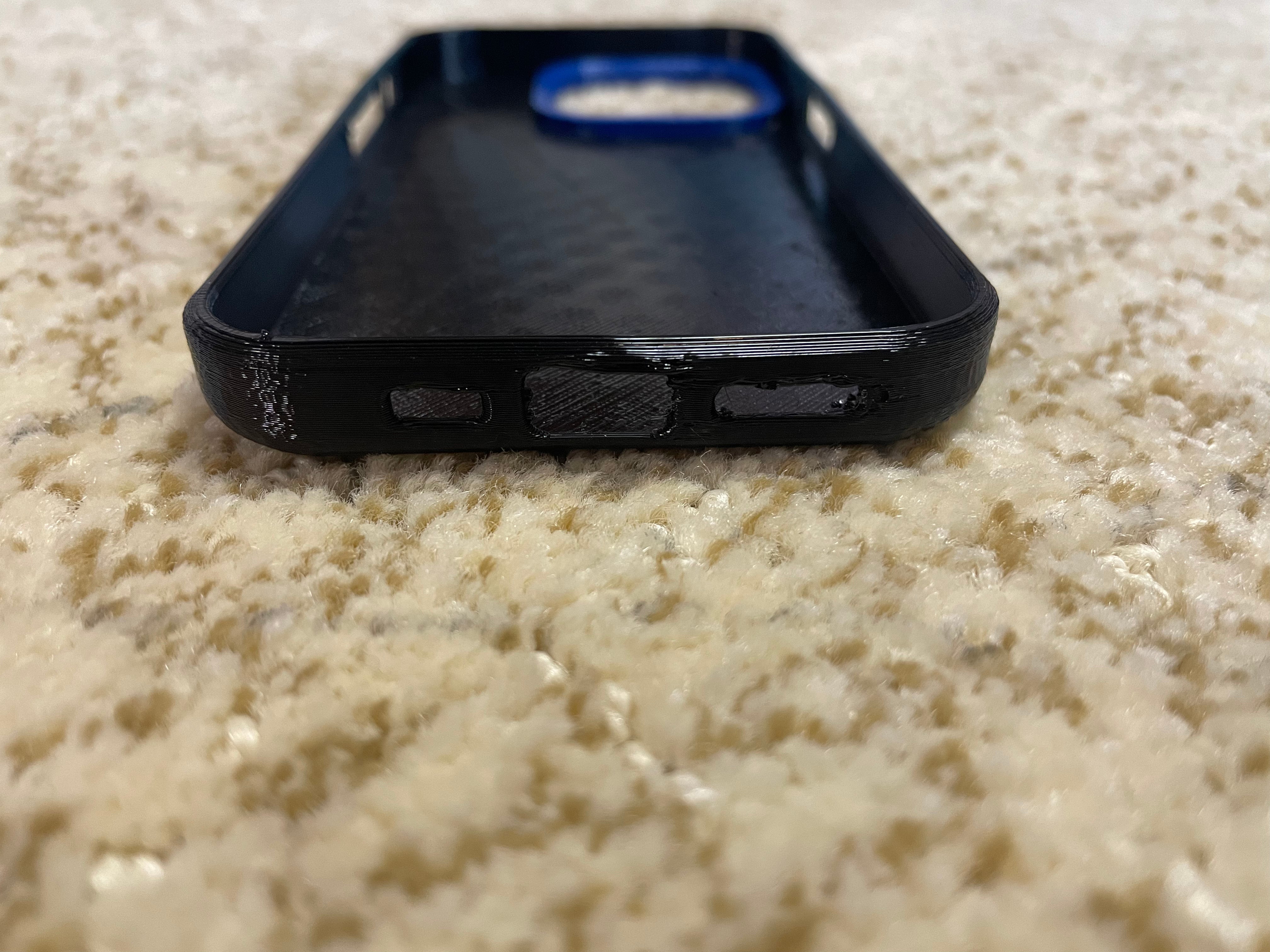 TPU-kotelo iPhone 15 Pro:lle kameran suojuksella