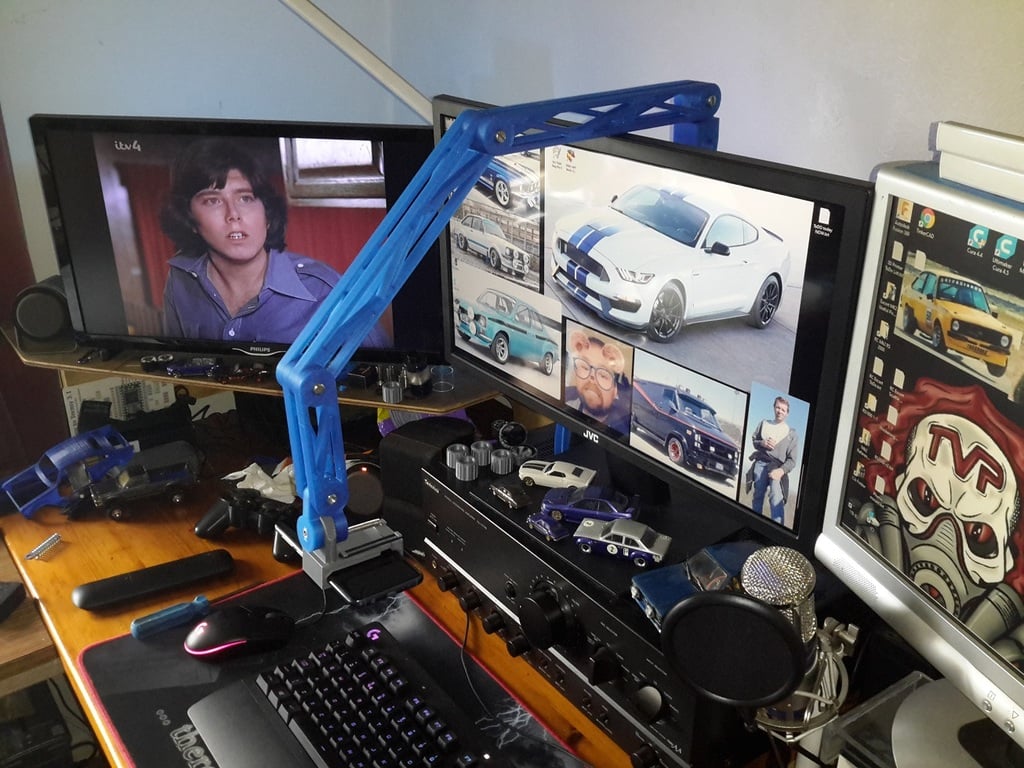 VESA-asennettu puhelimen pidike PC-monitorille