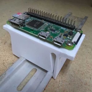 DIN-kiskoasennus Raspberry Pi Zerolle