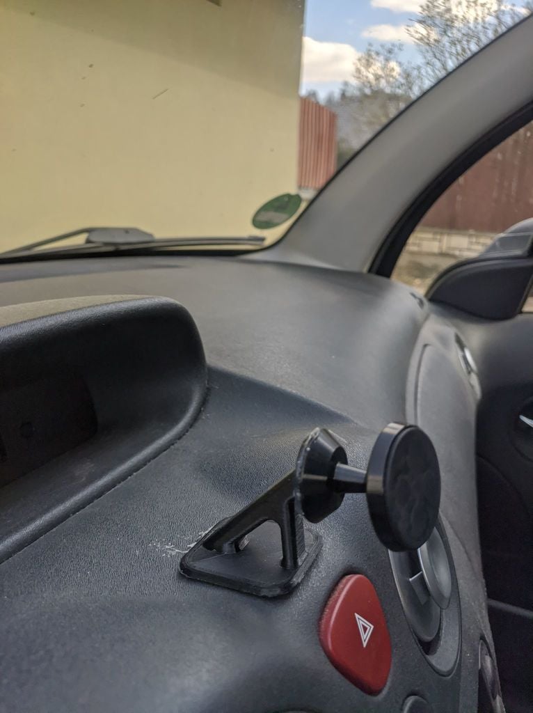 Magneettinen autopuhelinpidike autoon