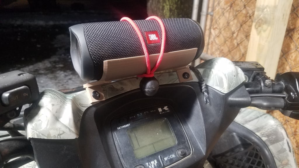 JBL Flip 5 ATV-pidike - Kawasaki Brute Force 750:lle