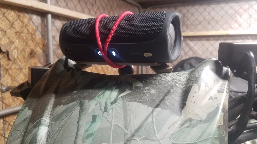 JBL Flip 5 ATV-pidike - Kawasaki Brute Force 750:lle
