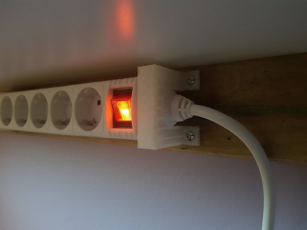 Monisuuntainen kaapelinpidike virtakaapeleille