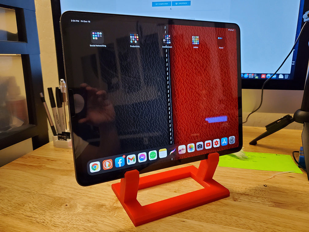 Pöytäteline pienelle näytölle/iPadille