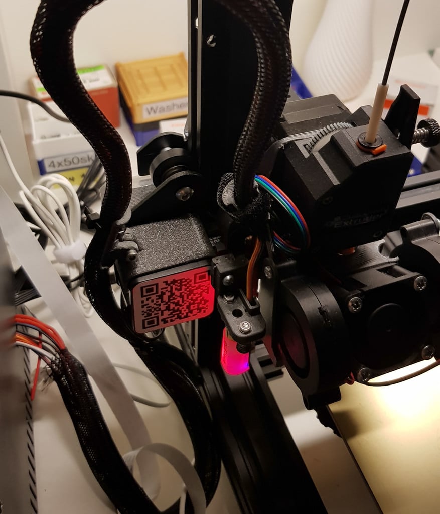 Ender 3 X-akselin kaapelinpidike kaapelin hallintaan