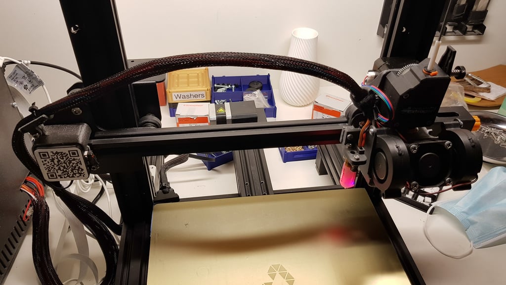 Ender 3 X-akselin kaapelinpidike kaapelin hallintaan