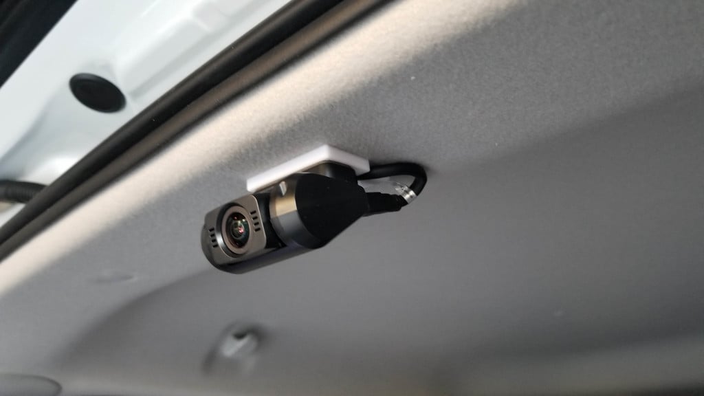 Takakameran asennus 5. sukupolven Toyota 4Runner - Viofo