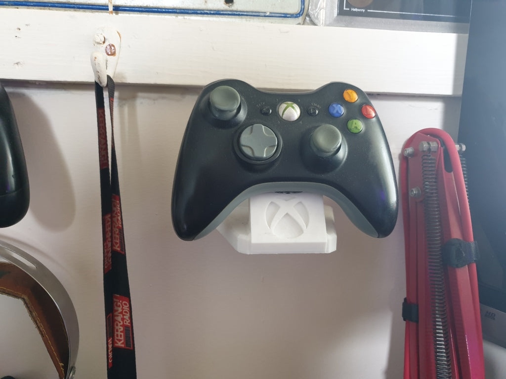 Xbox 360 Seinäkiinnitys