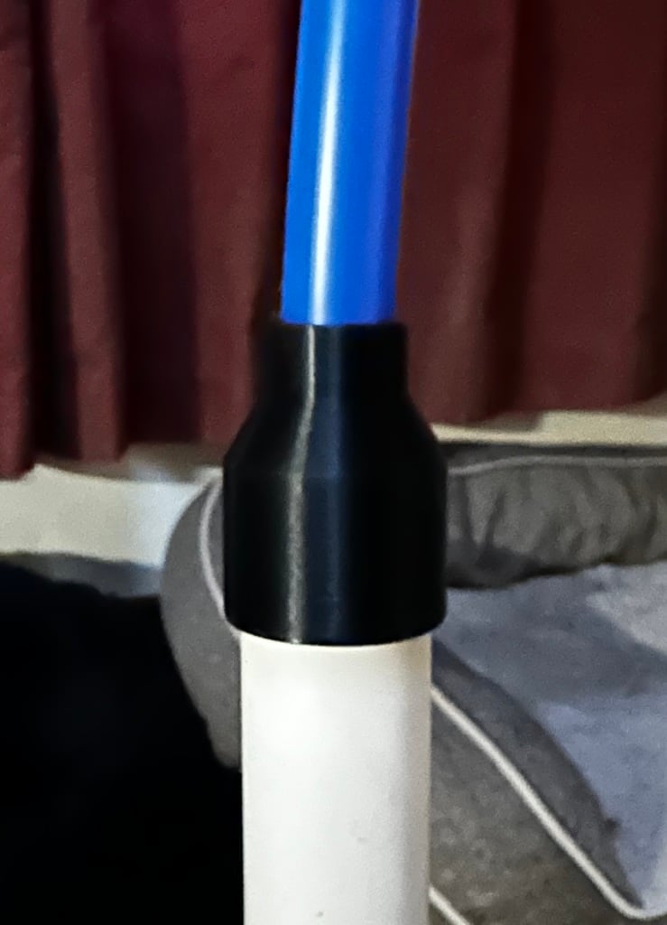 PVC-liitin: 1/2" - 3/4" putkiliitos
