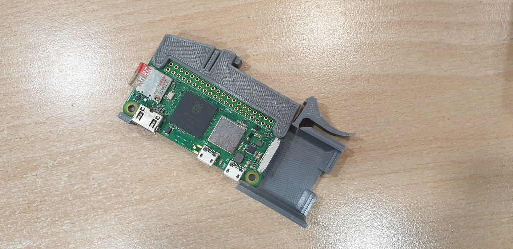 DIN-kiskoasennus Raspberry Pi Zero/Zero 2:lle