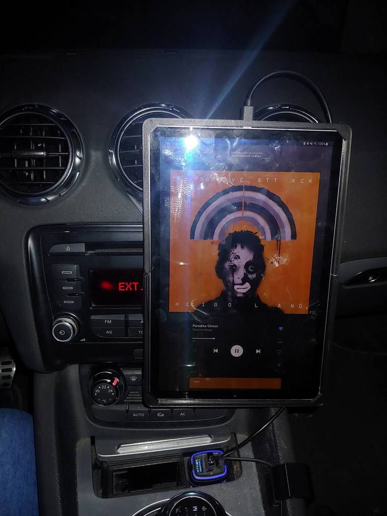 Tabletin pidike Audi TT Mk2:lle (8J) - Yhteensopiva Samsung Galaxy S6:n kanssa