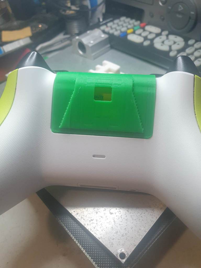 Xbox One Elite -ohjaimen akun suojus ja 1914-klipsit