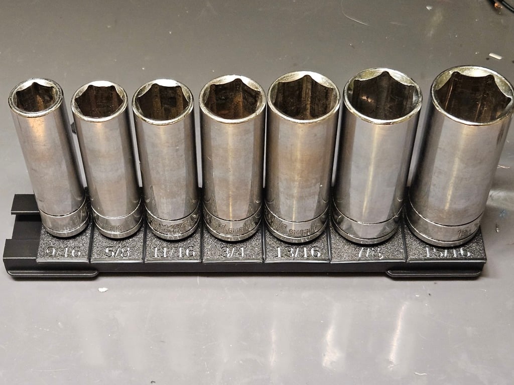 TrackTwist-pistorasiapidike V2 – Älykäs säilytys 1/2" ja 3/8" hylsyille