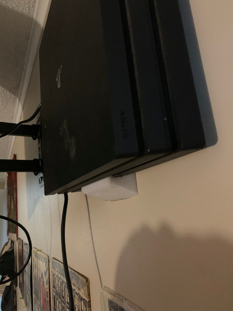 PS4 Pro Seinäteline