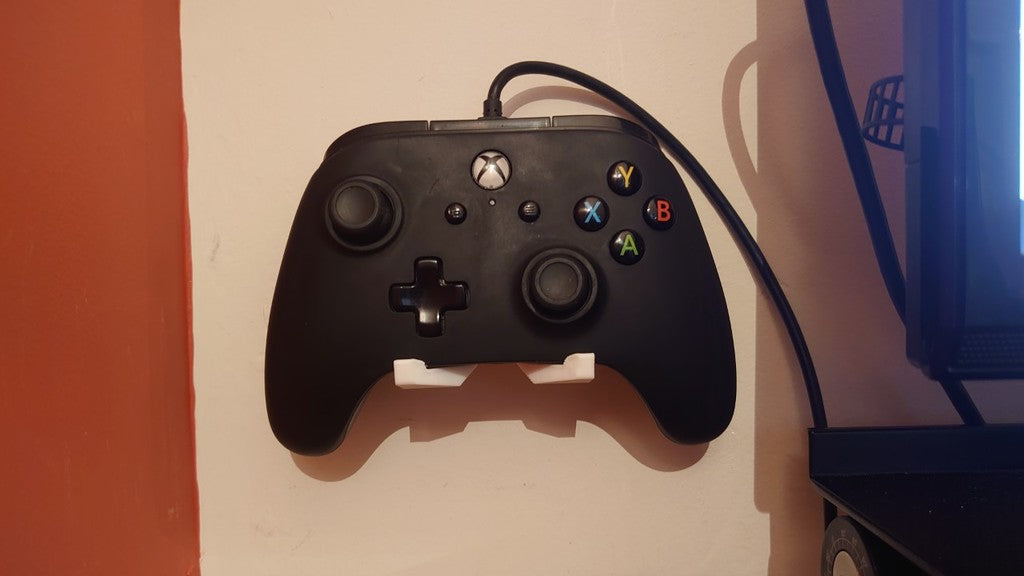 Xbox One -ohjaimen langallinen kiinnike
