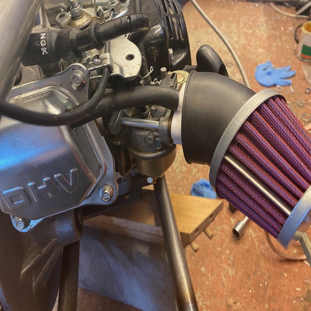 Ilmansuodatinadapteri Honda GX160/200, Predator ja Klon-moottoreille (Päivitetty)