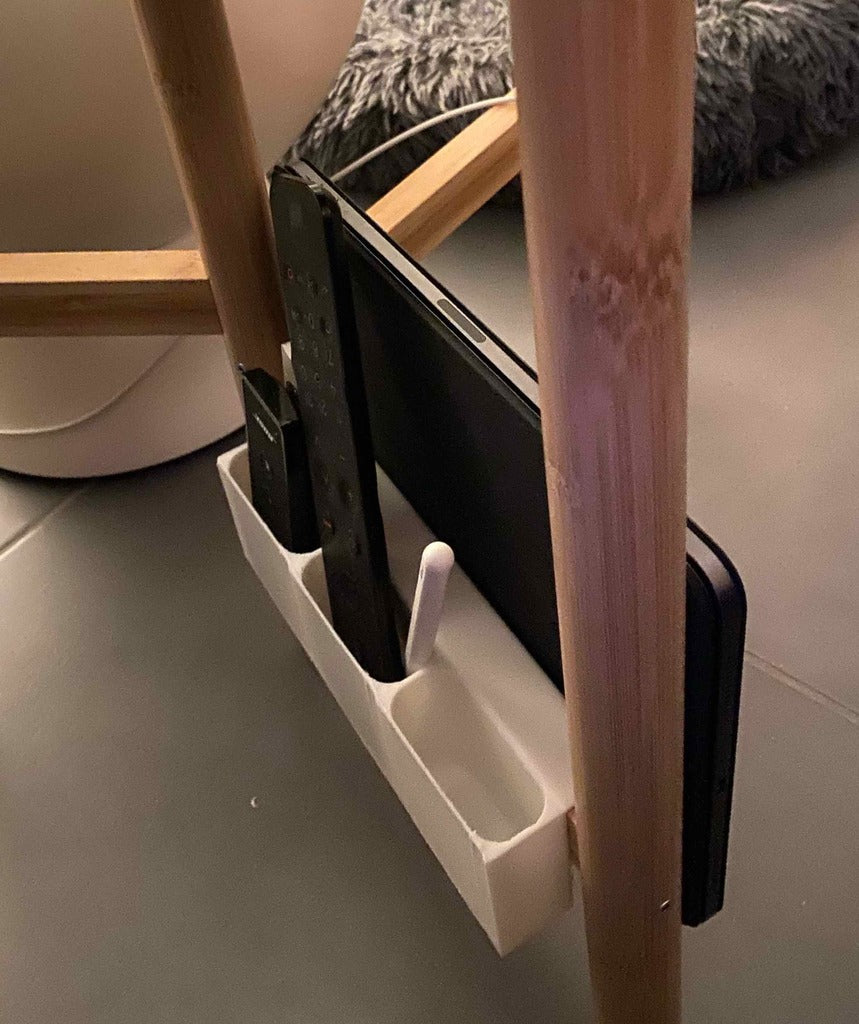 iPad- ja kaukosäätimen pidike Satsumas Ikea -tuotteelle