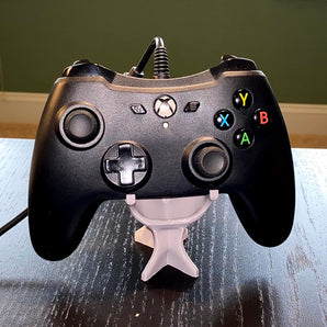 Tyylikäs Xbox-ohjaimen jalusta generatiivisessa suunnittelussa