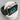 Apple Watch -laturitelakka kaapelin hallinnalla