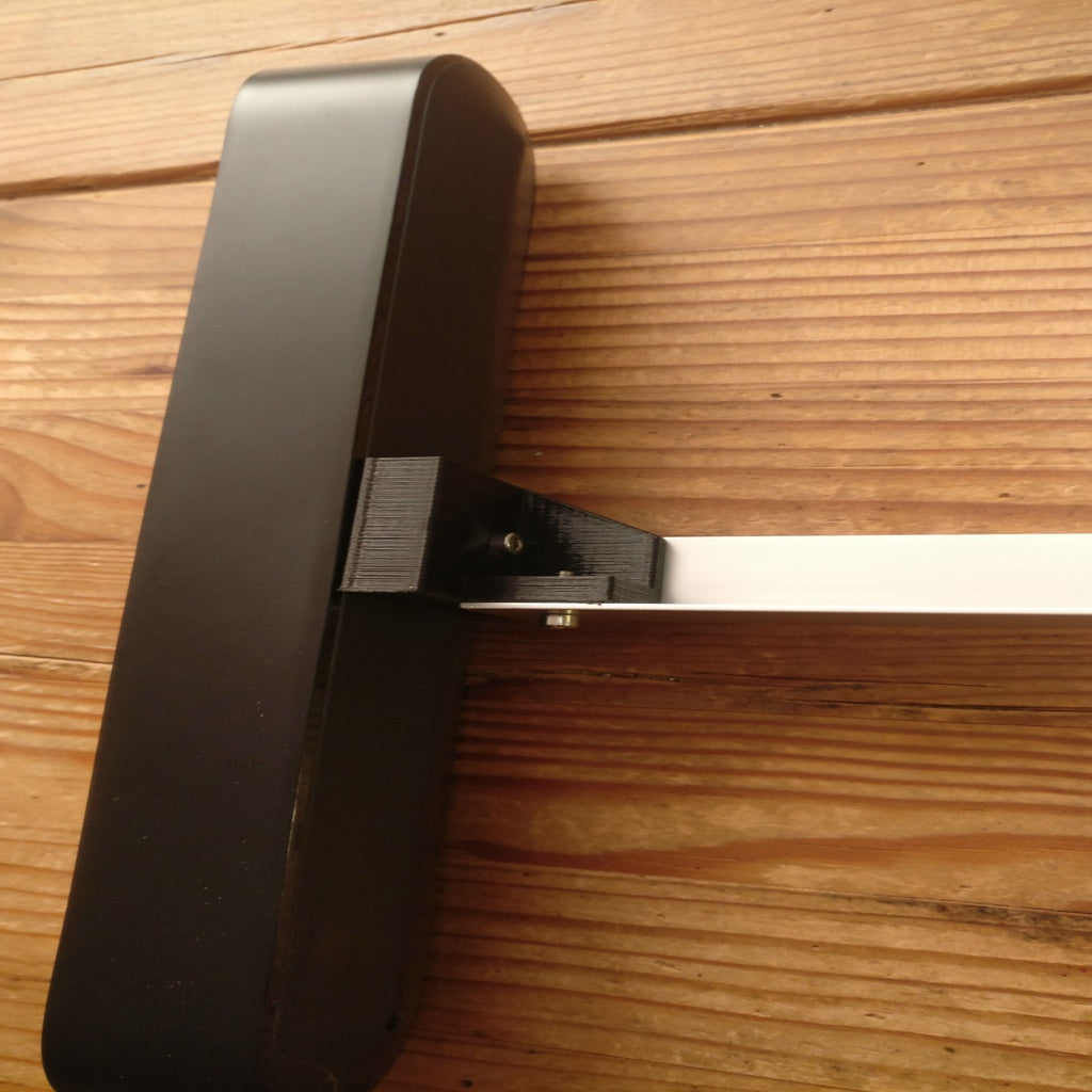 Philips Hue Play -valopalkin ripustin TV-lattiatelineeseen