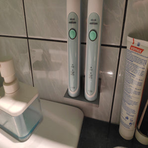 Philips Sonicare -seinäkiinnitys kahdelle hammasharjalle