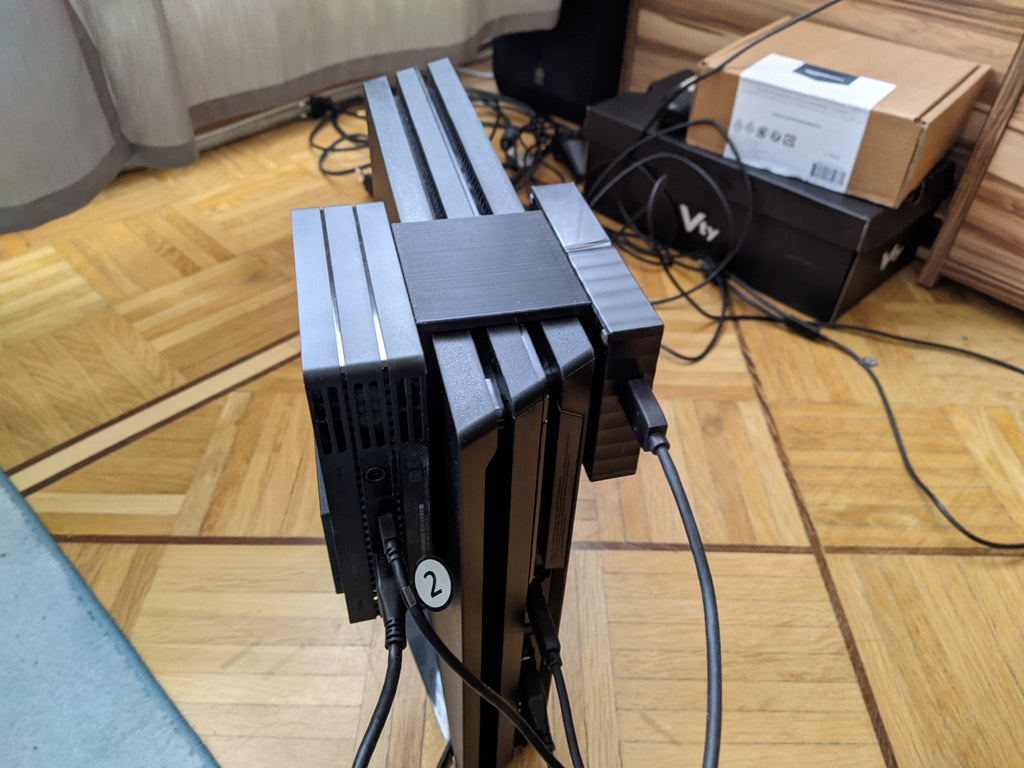 PS4 Pro PSVR-prosessoriyksikkö ja kiintolevyn kiinnike