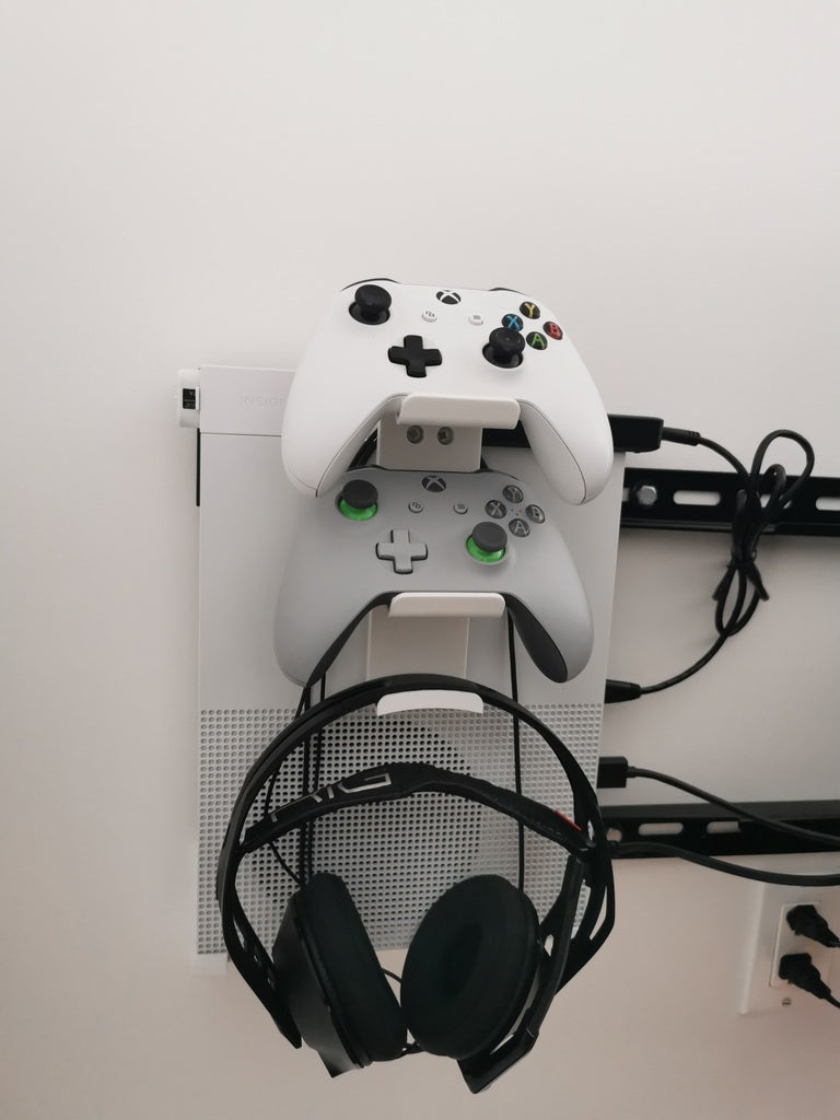 Xbox One -ohjaimen ja kuulokkeiden teline