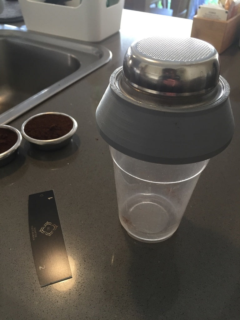Suppilo Rancilio- ja yhteensopiviin espressosuodatinkoreihin