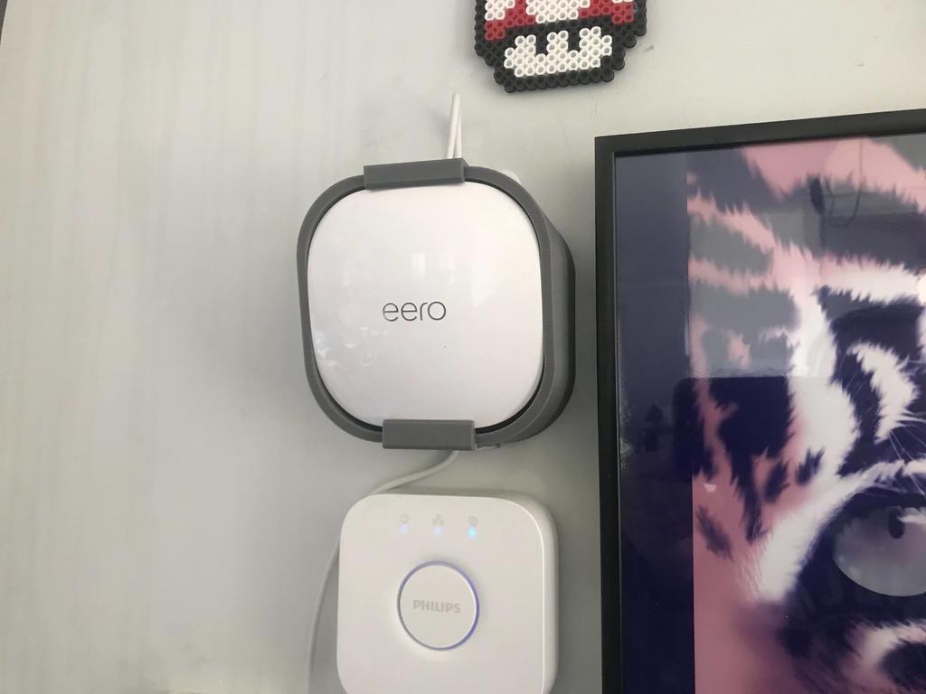 Eero Wifi Mesh -seinäkiinnitys