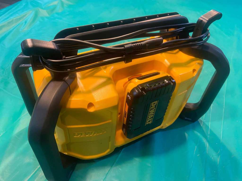 DeWalt DCR028 Radion kaapeliteline