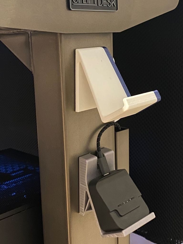 Universaali seinäkiinnitys konsolikontrollereille (mukaan lukien latausteline Xbox Elite Series 2:lle)