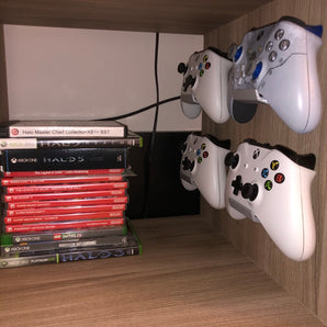 Seinäteline Xbox-ohjaimelle