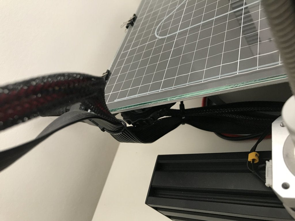 Kaapeliklipsi ekstruuderille (Ender 3) - tehokas kaapeliohjaus 4040/4020-profiileille