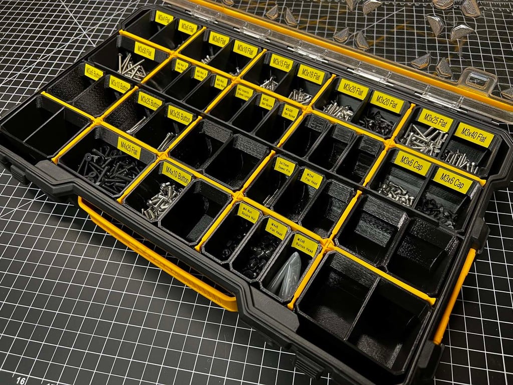 Modulaariset järjestäjälaatikot pienille osille