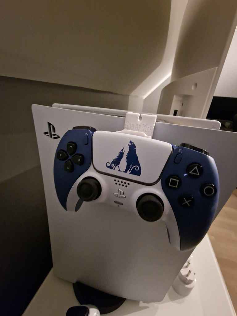 PS5 DualSense -kiinnike - God of War -versio