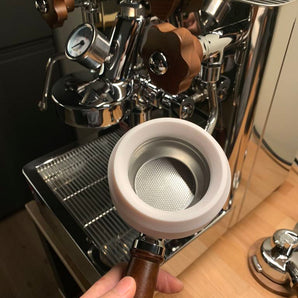 Quick-lock annostelukaukalo E61 Lelit Bianca V3 -portafilterille