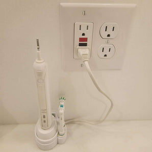 Oral B Seinäkiinnike hammasharjan laturille kaapeliohjauksella