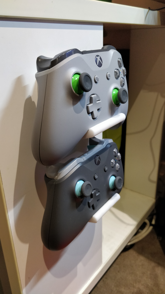 Minimaalinen Xbox One S -ohjaimen seinäteline / Kiinnike