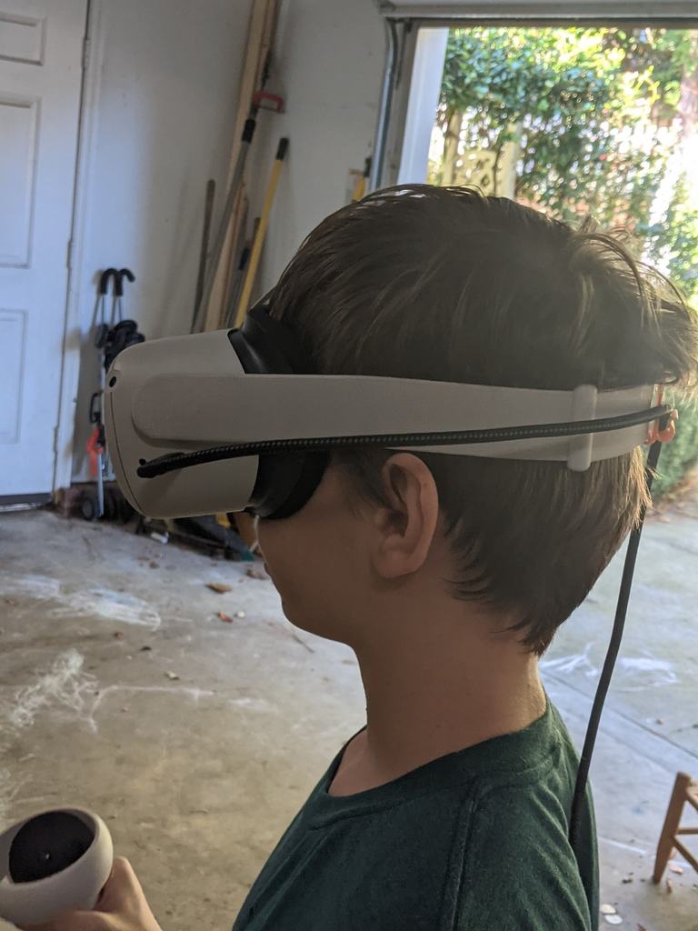 Oculus-johtoteline VR:lle