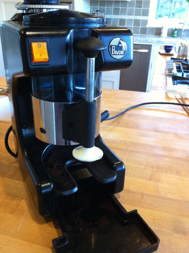 La Pavoni Tamper – Tarkka kahvin puristus 49 mm:n suodatinpidikkeelle