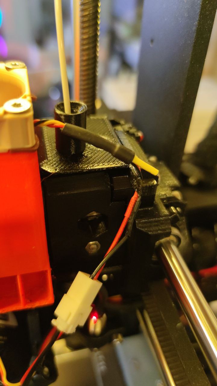 Kabelhakkuri fs-cover MK3S/MK3S+ filamenttiohjaimelle