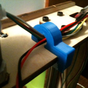 MakerBot Kaapeliklipsi