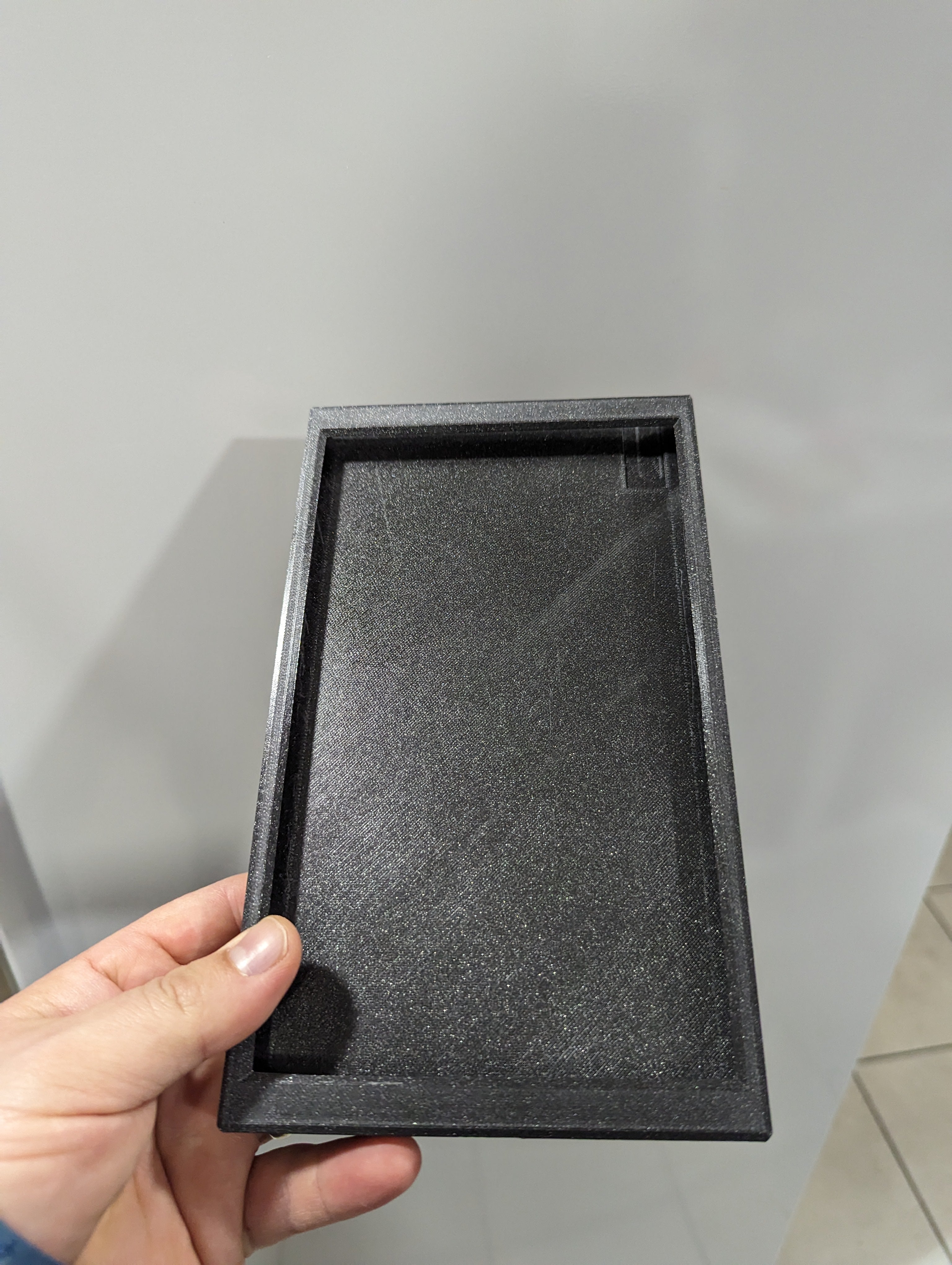 Seinäteline Samsung Galaxy Tab A7 Lite (SM-T225) -laitteelle lasiseinään