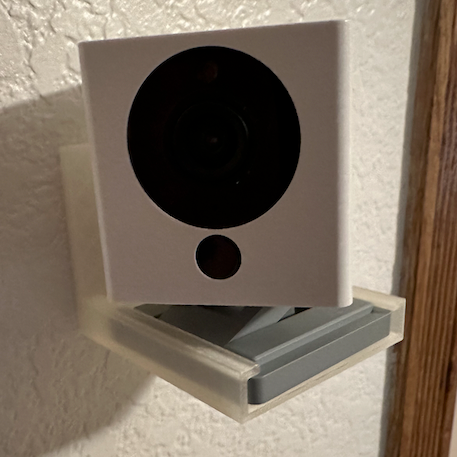 Vaakasuora seinäkiinnike Wyze Cam V2:lle – joustava asennus Command-tarranauhalla