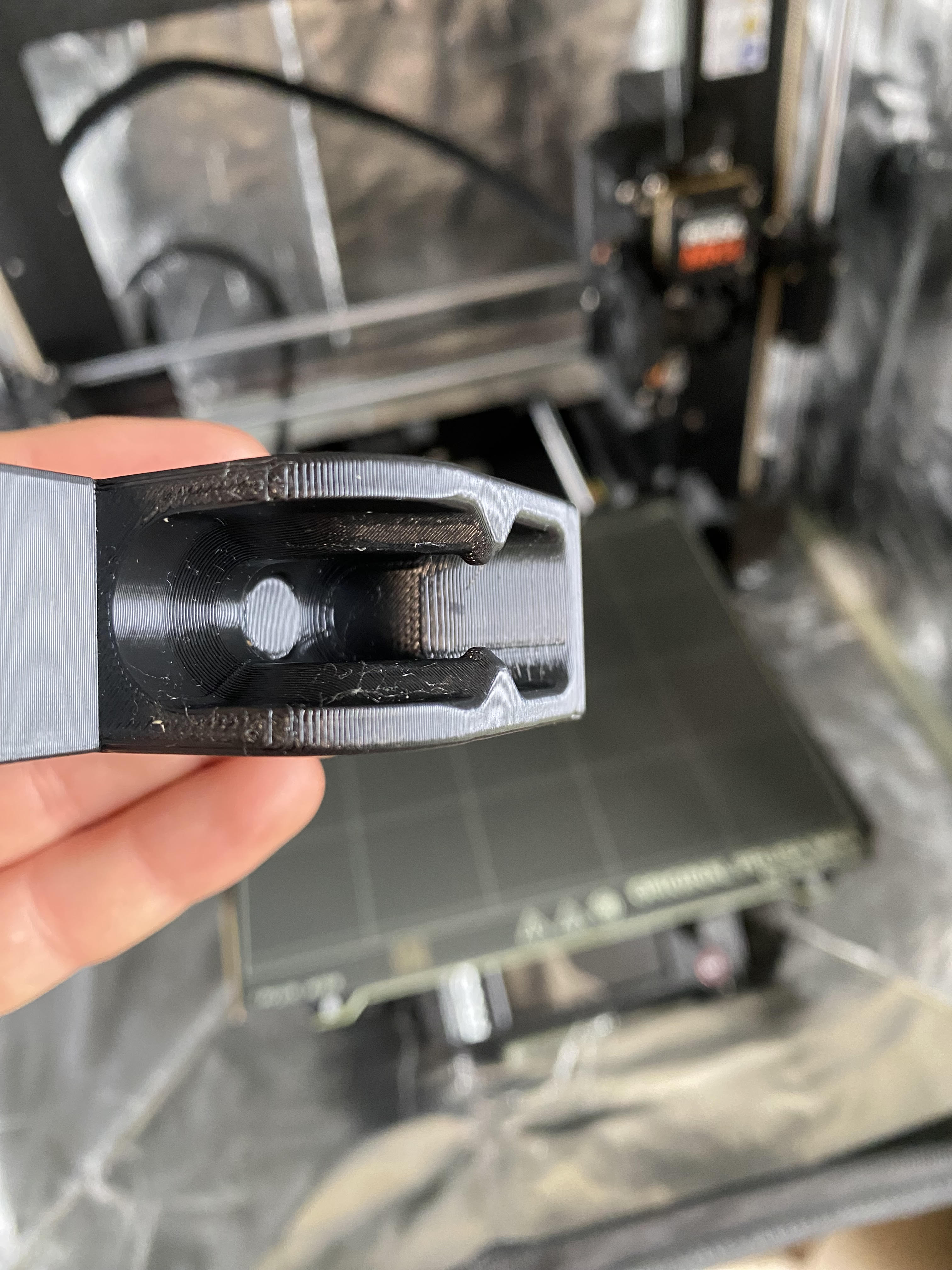 Air Tool Belt Clip, jossa on kiinnitys