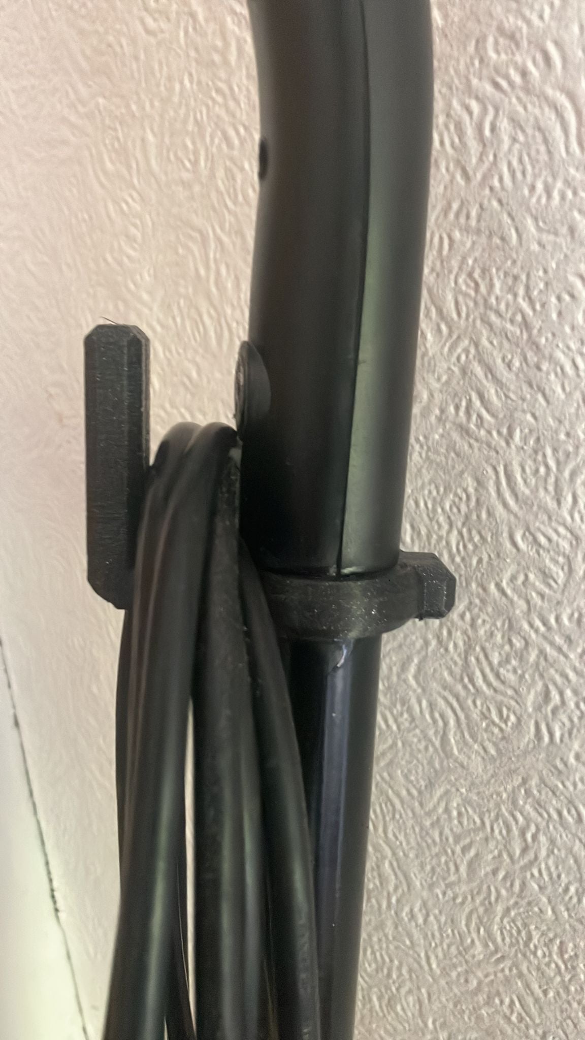 Kaapelikoukku höyrymopille/imurin